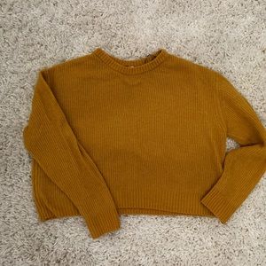 Forever 21 Crewneck sweater - size small
